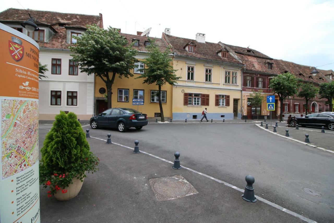 Appartamento Anne'S House Sibiu Esterno foto