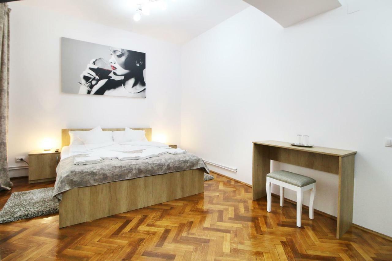 Appartamento Anne'S House Sibiu Esterno foto